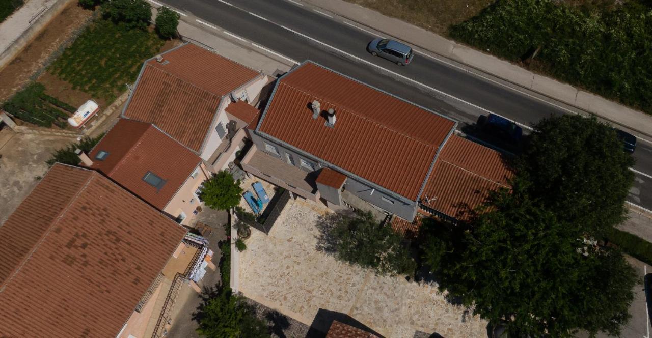 Apartment Stela - Private Terrace & Parking Zadar Exteriör bild